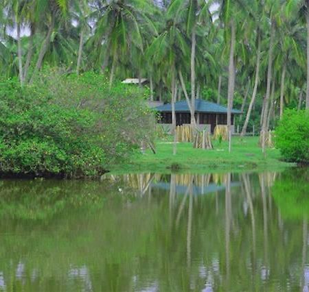 Aqua Front Yala Resort 키린다 외부 사진